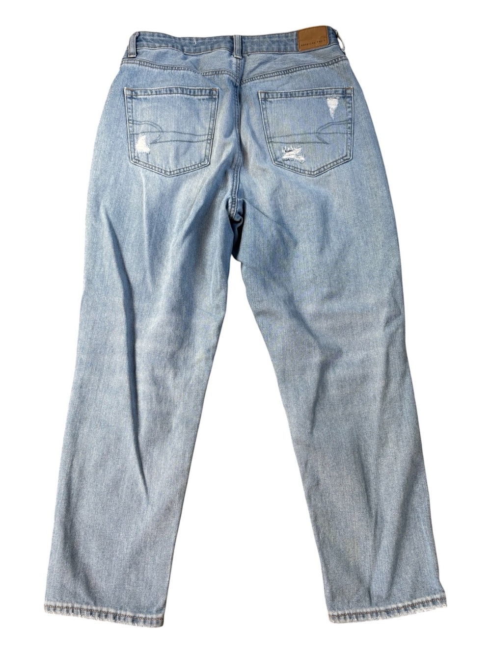 American Eagle Distressed Mom Jeans.  Size 10 Short - Picture 2 of 6